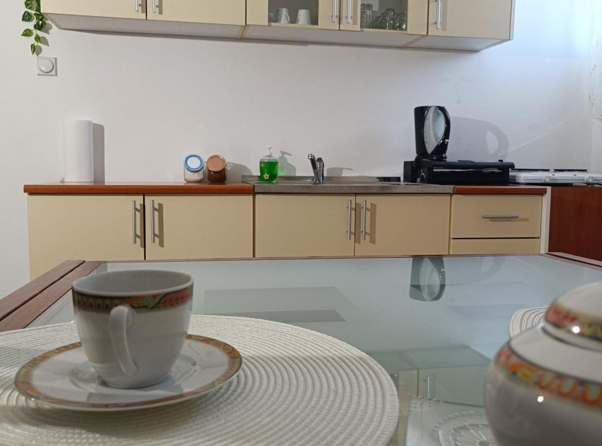 Apartmani Tea I Toni Gradiste المظهر الخارجي الصورة