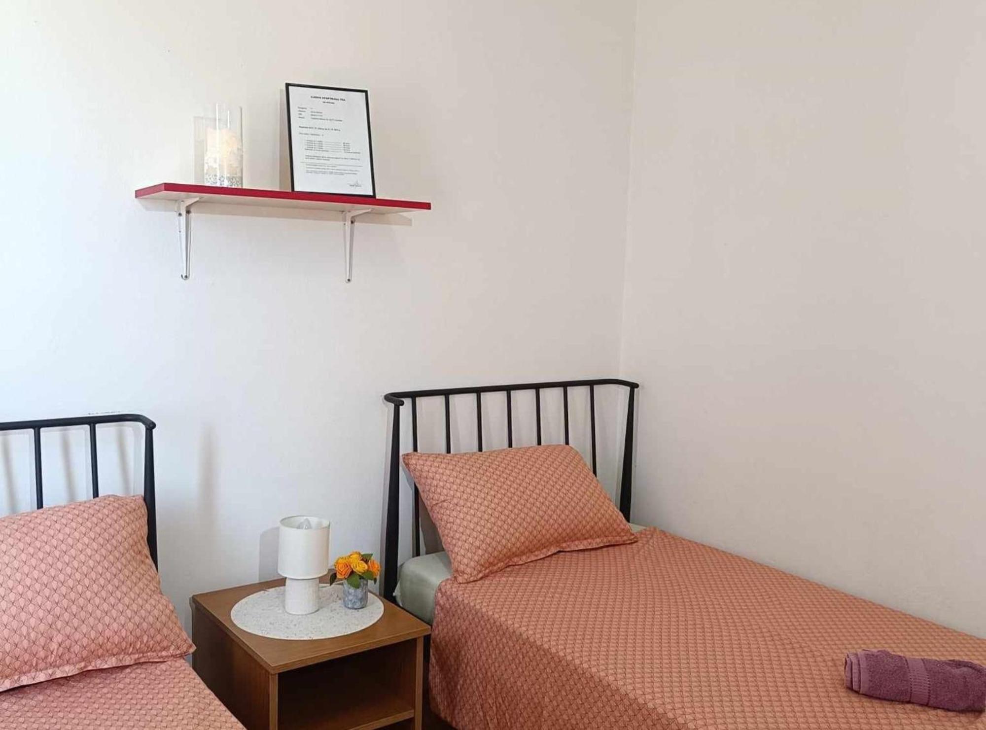 Apartmani Tea I Toni Gradiste المظهر الخارجي الصورة